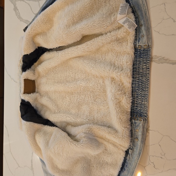 American Eagle Outfitters Womens Sherpa Lined Denim Jacket Blue Size Medium - Picture 11 of 14